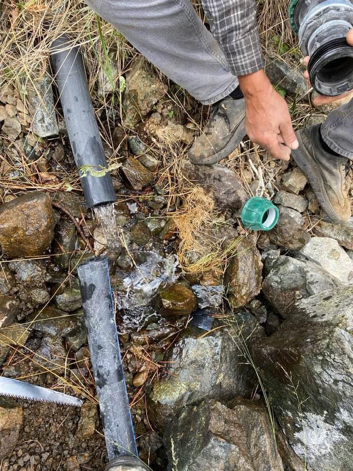 BU NE ŞEREFSİZLİK, BU NE ADİLİKTİR ?

İÇME SUYU BORUSUNU KESTİLER
 
Eskiköy Yaylamızdan İçme Suyu Hattına giren boru İnsan denilemeyecek bir varlık tarafından kesilmiştir.

Her kim yaptı ise Allah Belasını versin İnşallah.