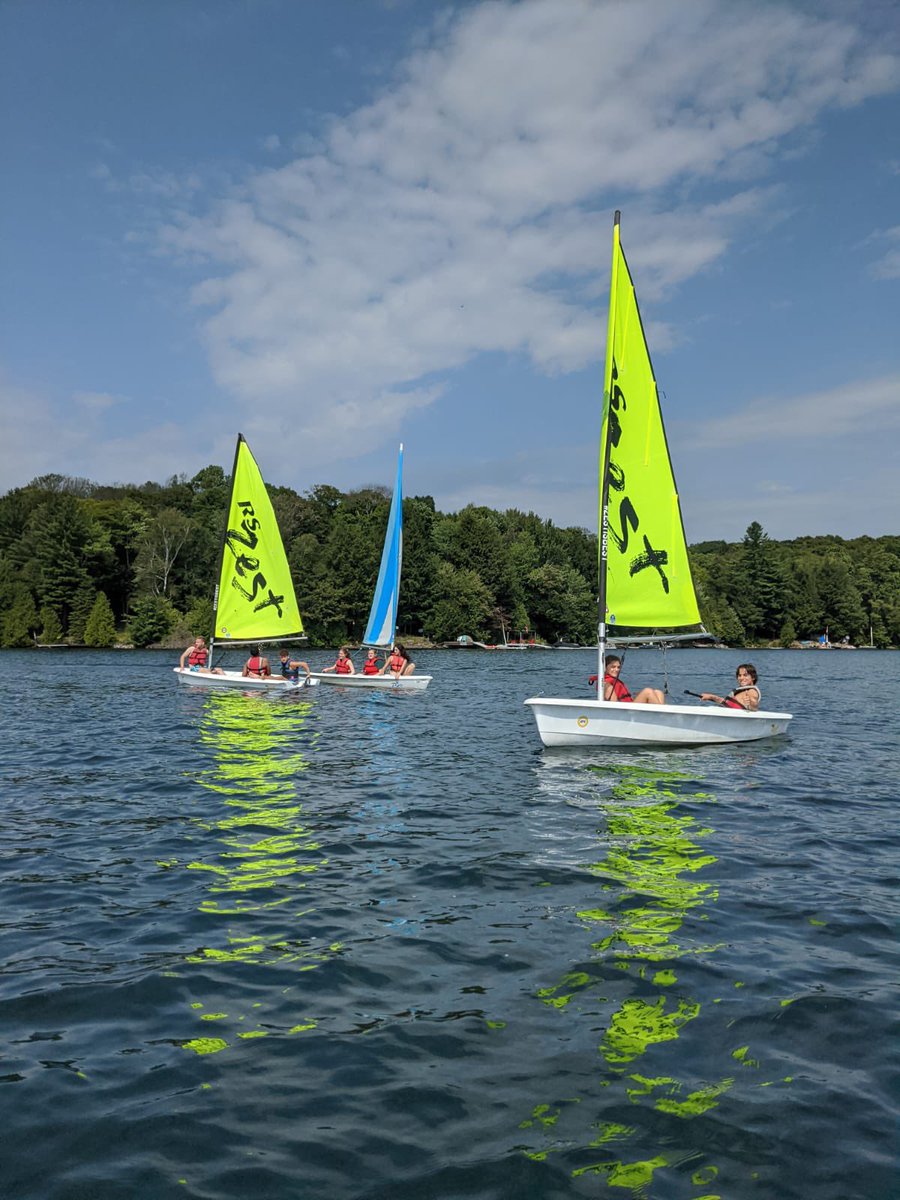 CampKivita's tweet image. Sailing on the spectacular lake is pretty amazing #funatcamp #transplantcamp