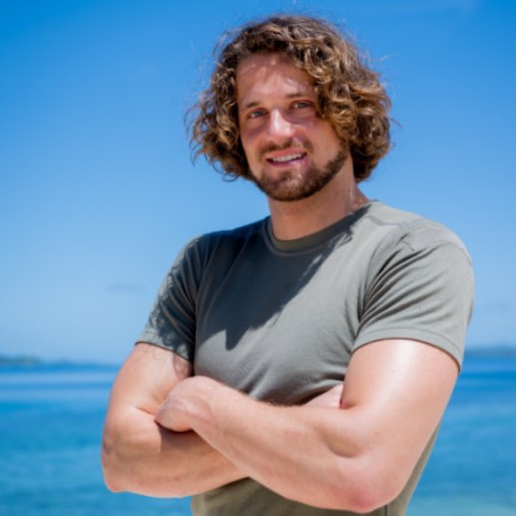 Mister_Anthony_'s tweet photo. Je pleure de rire en imaginant le rythme d’une discussion entre ces deux personnes

#KohLanta #KohLanta2024 https://t.co/HCzRMOxxOQ
