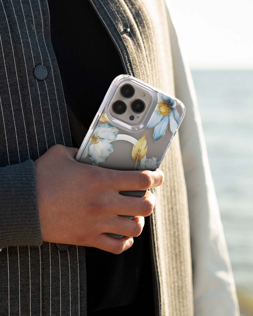 Caseco_inc's tweet image. Fact: Blue is the rarest color in nature. So, why not make your iPhone 15 Pro Max a rare beauty too? 🌸 #BlueVibes #iPhone15ProMax #CasecoStyle #WildflowerCase #TechFashion

Shop here: casecoinc.com/products/iphon…
