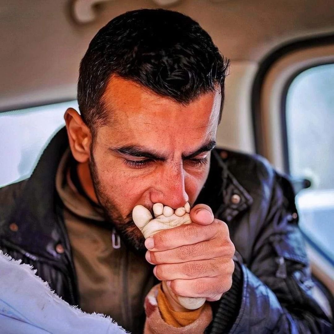 Gazze'yi paylaşmaktan vazgeçmeyin..!!