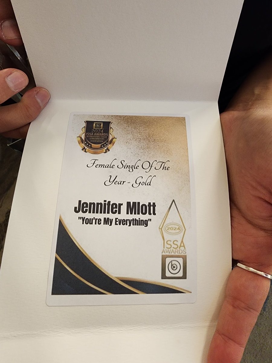 Jennifer Mlott tweet media