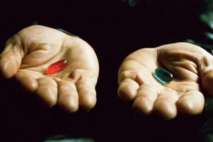 VoltInuOfficial's tweet photo. Red day means: VoltiChange &amp; SparkBot

Green day means: VoltiCard &amp; Bullet Rain 

Take the pill and #volt it 🫵⚡️ https://t.co/JjUttIGrPs