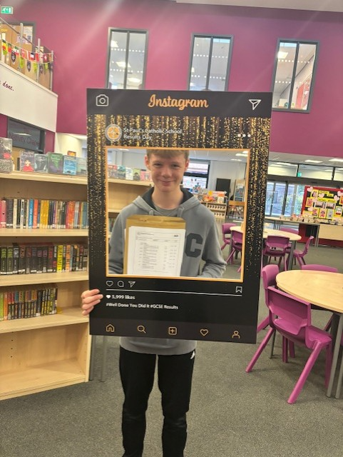 StpaulsLeic's tweet image. GCSE Success 💜🧡 

We are absolutely delighted with our GCSE results. The results are testament to the hard work and commitment of the staff and the students and thank them all for being so determined and focused on the end goal all the way through - Principal Mrs. Conaghan