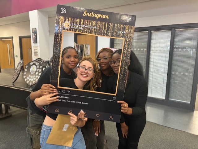 StpaulsLeic's tweet image. GCSE Success 💜🧡 

We are absolutely delighted with our GCSE results. The results are testament to the hard work and commitment of the staff and the students and thank them all for being so determined and focused on the end goal all the way through - Principal Mrs. Conaghan