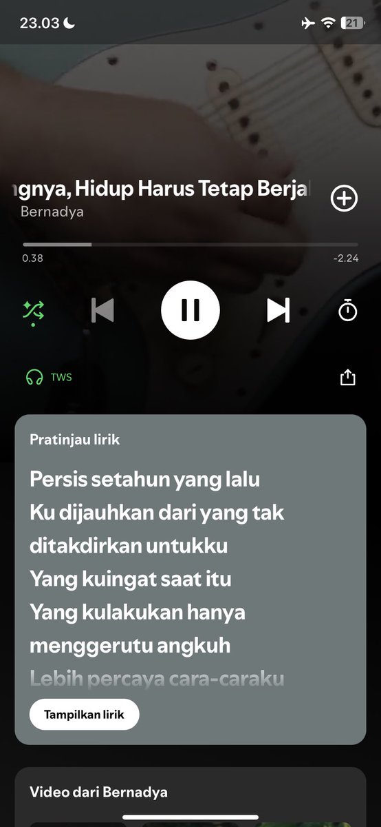 salsachaaa's tweet photo. kayanya ini bakalan jadi playlist w tahun depan🤡🫵 https://t.co/5edgz2gV5T