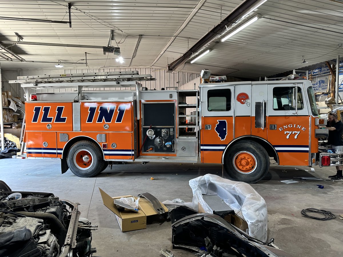ALionEye's tweet photo. Meet Engine 77. Arriving in Lot 31 in 48 hours.

This is not just my thing. It's not some IlliniBoard thing. It wasn't even my idea (those who know my crew know exactly whose idea it was). There are six of us in on this. I was just in charge of the transformation.

She's a beaut. https://t.co/veR1EVFmv9
