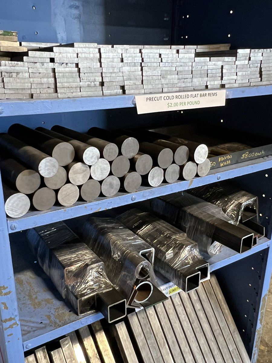AZMetals's tweet image. We welcome the public to stop in to AZ metals in Mesa, Arizona! We are a metal supplier and custom fabricator. 
az-metals.com
#Mesa #metalsupply #customfab