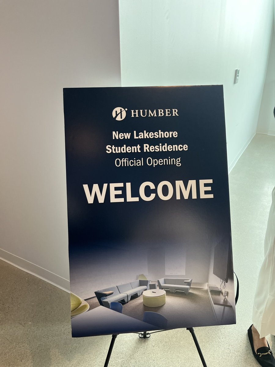 In high spirits this morning at the grand opening of Humber College’s new residence! 😊 Over 300 rooms to house students from Ontario and around the world. 🌍 This is one of the many great things Humber College is contributing to #EtobicokeLakeshore! 🎉