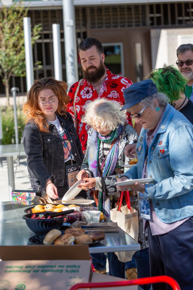 CXCFestival's tweet photo. Queer brunch is back! Join host Justin Hall and 2024 CXC special guest and gay comics icon Rupert Kinnard for brunch at the Columbus Museum of Art where LGBTQIA+ comic artists and enthusiasts will have a space to meet, eat and enjoy each other's company.

https://t.co/zJYV6xds81 https://t.co/A5mTOkAH4Y
