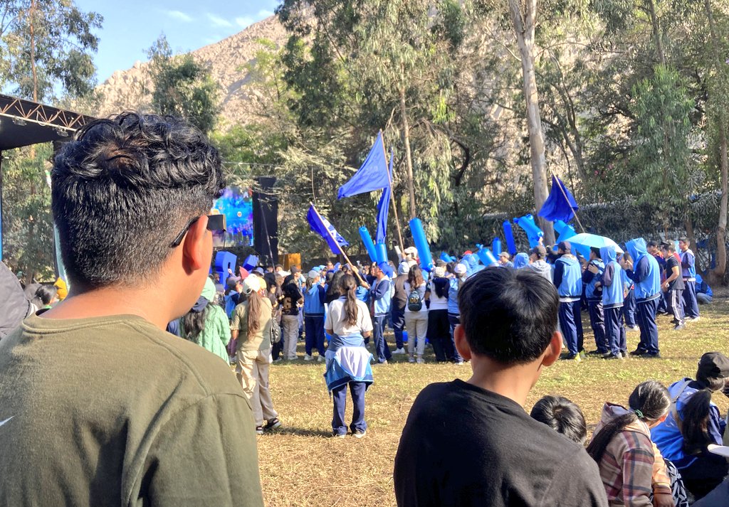 ✨️Arrancamos con fuerza, este 2° día del ColeCamp 2️⃣0️⃣2️⃣4️⃣ #Contracorriente💪, nuestros estudiantes están dejando huella en cada paso de este campamento. 🤗
 ¡Sigue cada momento de este #MegaEventoDeLaEducaciónAdventista! 💫