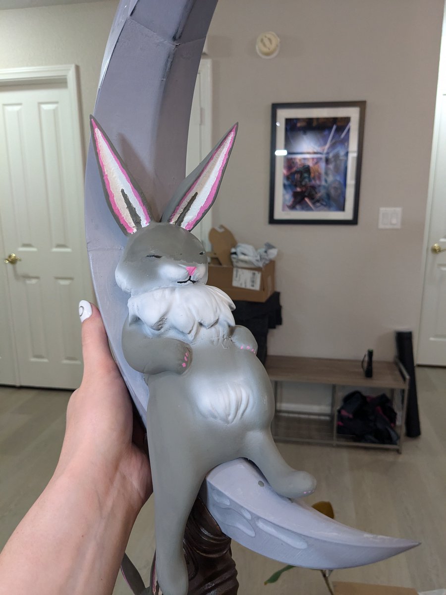 docseraph's tweet image. Finally got my staff done in time for Dragoncon! It was my first time doing anything 3d printed and I'm beyond happy with how it turned out.

Print is from @dangerousladies