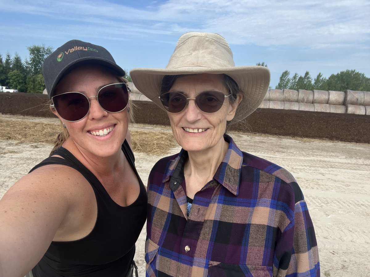 ValleyBioLaura's tweet image. Honoured to learn from Dr. Elaine Ingham this past weekend at the Glen Road Organics "Feed Your Soil" Conference, based of the teaching of @soilfoodwebscho  - Thank you so much!