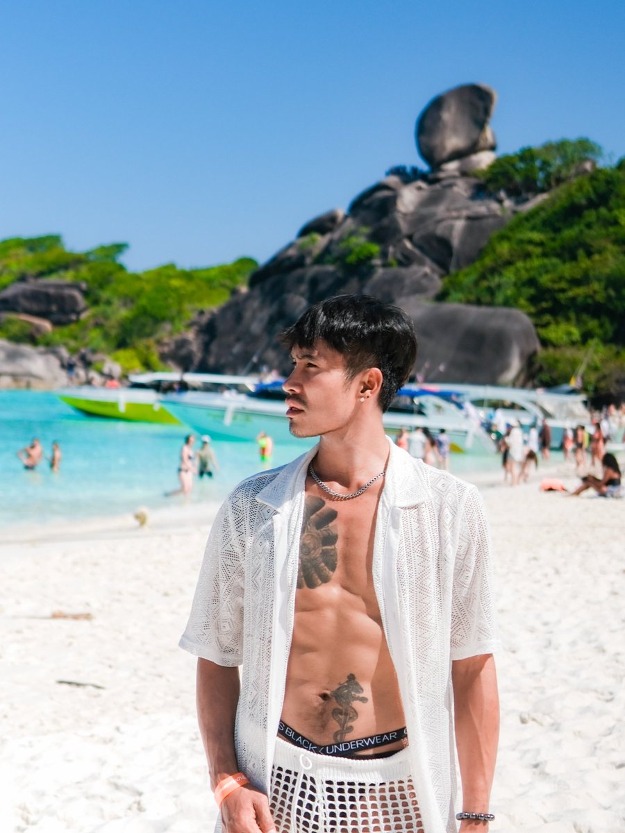 บอกว่าเราไม่เด็ด เคยเสร็จกับเรายัง...
อะนะ 😁😁😁