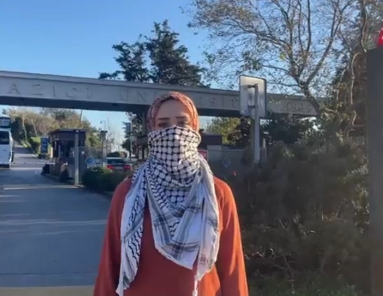 HaberReport's tweet photo. Türkiye, Azerbaycan şirketi SOCAR'ın İsrail'e petrol sevkiyatı yapmasını protesto eden Filistinli genç için deport kararı aldı. https://t.co/kwZ6tEO3Wm