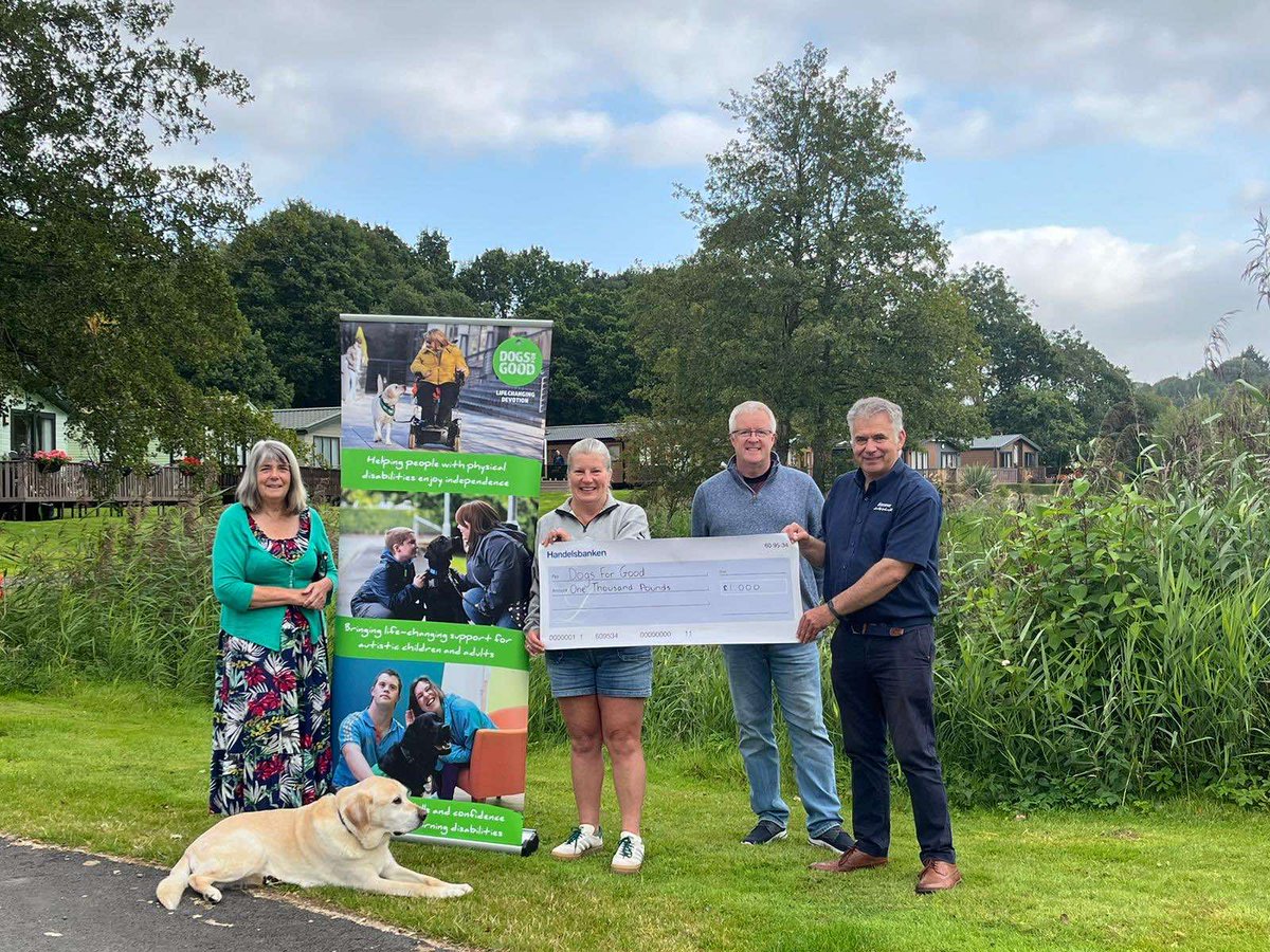 Pearl Lake Country Holiday Park (@pearllakepark) on Twitter photo ANOTHER GREAT CHARITY <a href="/DogsForGoodUK/">Dogs for Good</a> Good - UK benefits from Pearl Lake Anniversary Fund. 📷📷📷
Nominated by holiday home owners Gina & Jeremy Russ,
Discover Parks owner Glenn Jones presented the cheque for £1,000, the 8th charity to benefit so far this year. ANOTHER GREAT CHARITY <a href="/DogsForGoodUK/">Dogs for Good</a> Good - UK benefits from Pearl Lake Anniversary Fund. 📷📷📷
Nominated by holiday home owners Gina & Jeremy Russ,
Discover Parks owner Glenn Jones presented the cheque for £1,000, the 8th charity to benefit so far this year.