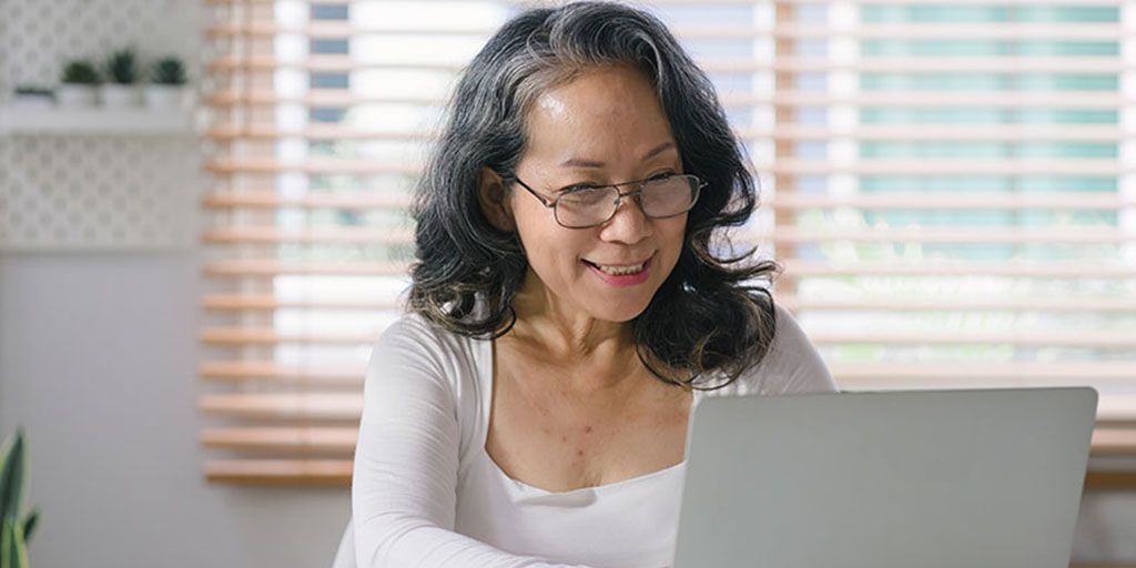 GraniteWealth's tweet photo. There are a lot of rules surrounding Social Security spousal and survivor benefits. Read our latest blog to understand when you should (and shouldn’t) claim. https://t.co/T7IVHfNZ4J https://t.co/i6g76NsNO9