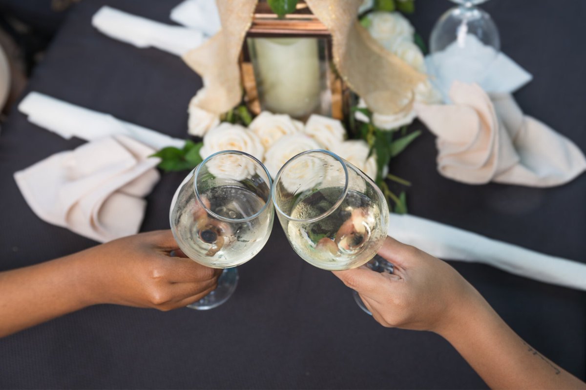 thecoppersja's tweet photo. Celebrate with family, friends or your special someone at the Coppers!

 Book a reservation with our exceptional staff for a visit to remember 😊

#ExquisiteFlavors #DiscerningPalates #FoodieDelights #CopperCellar #CopperGarden #OutdoorDining #ElevateYourTaste https://t.co/q3nS9919pq