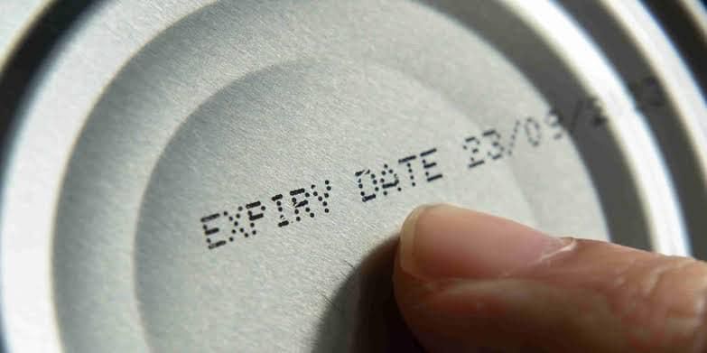 g_diets_'s tweet photo. Hope you know there is a difference between best before and expiry date.

While the expiry date tells you the last day a product is safe to consume. 

Best before date on the other hand tells you that the food is no longer in its perfect shape from that date. 

It may just lose its freshness, taste, aroma or nutrients. 

It does not necessarily mean that the food is no longer safe to eat.

Learn to read and interpret labels.
