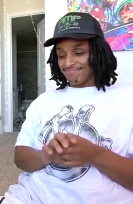 Watch Slatt♱'s leaked NSFW photo on TwXstars