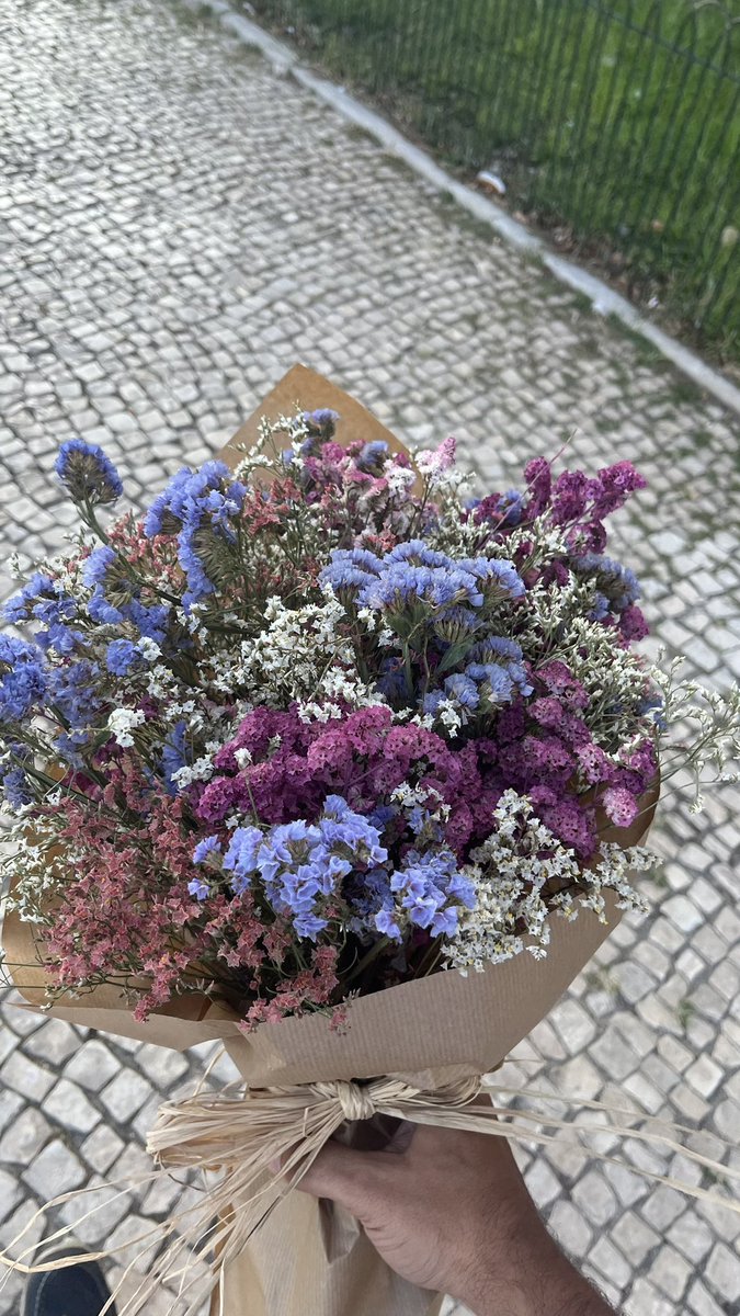 Nunca es un mal día para comprar flores para Ini