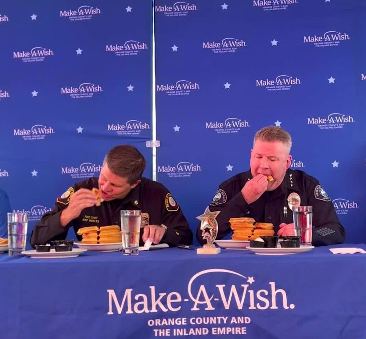 Stu News Newport (@stunewsnewport) on Twitter photo And the winner is? โWaffle eating contestโ at Cappyโs Cafรฉ that pitted NBPD vs. NBFD Chiefs against each other raises more than $1,200 for Make-A-Wishยฎ OCIE. Read this story at stunewsnewport.com/waffle-eating-โฆ. (Photos: <a href="/MakeAWishOCIE/">Make-A-Wish OCIE</a>) And the winner is? โWaffle eating contestโ at Cappyโs Cafรฉ that pitted NBPD vs. NBFD Chiefs against each other raises more than $1,200 for Make-A-Wishยฎ OCIE. Read this story at stunewsnewport.com/waffle-eating-โฆ. (Photos: <a href="/MakeAWishOCIE/">Make-A-Wish OCIE</a>)