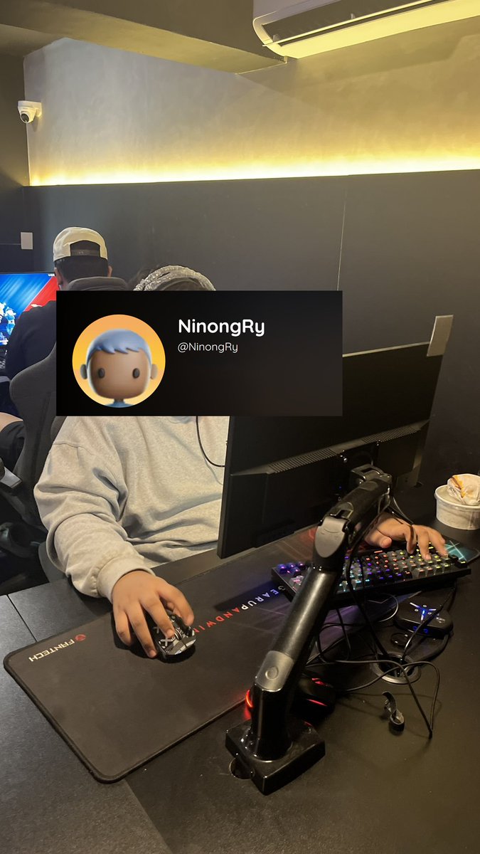 x9niety's tweet photo. Had the chance to participate in the recent @StarbaseGems x @niftyisland IRL tournament in Manila 🥳

Thank you for the awesome experience @klaybweb3, @6IXGODnft, @ZeoNFT, @zipeycrypto, @_itsyaboibread  🏝️ https://t.co/6i0mqVZSqr