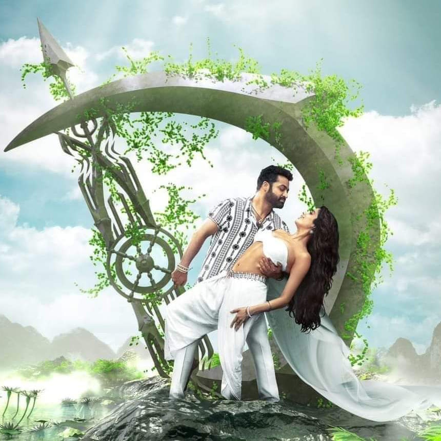ravankumar143's tweet photo. #devara
#jrntr
#janvi
#KoratalaSiva
#NewProfilePic
#ravankumar https://t.co/tjVjlmslB0
