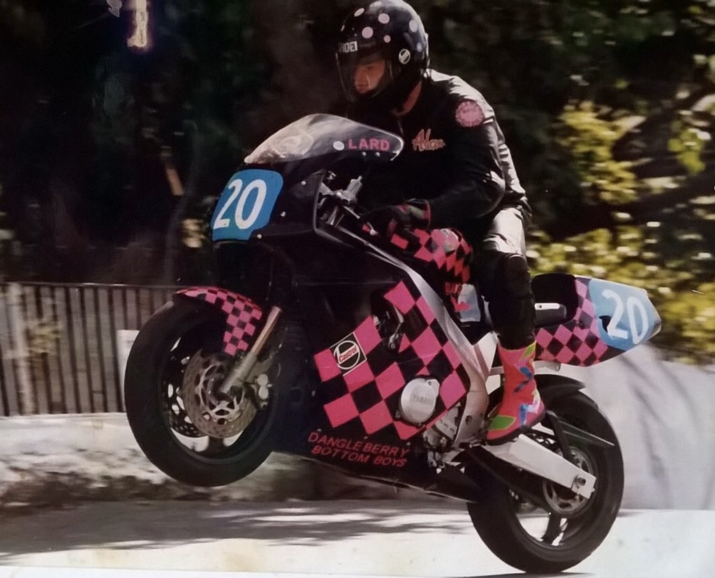 Andy Ozzie Halsall 🇮🇲 tweet media