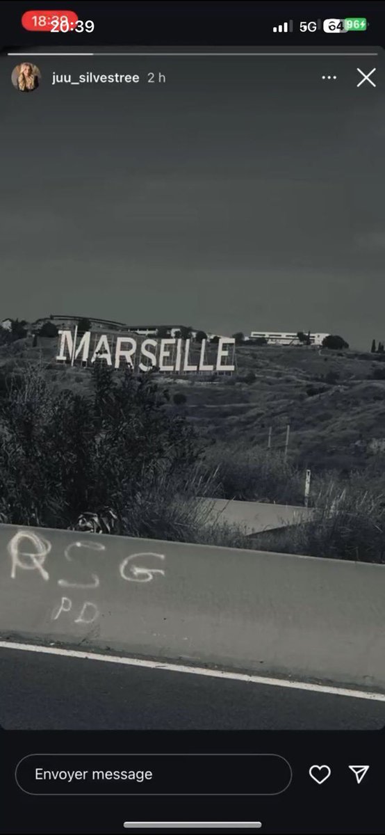 Nic0_OM's tweet photo. La plus grande petite amie de tous les temps https://t.co/0h8vxJvITd