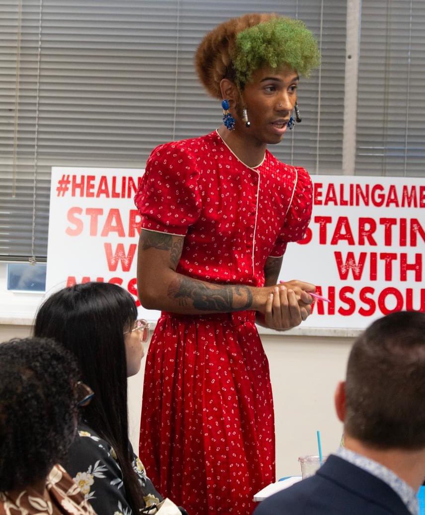 libsoftiktok's tweet photo. This is an actual committee member in St Louis, Missouri. He was also appointed by the mayor to the Civil Rights Enforcement Commission.

He identifies as a “nonbinary, gender abolitionist, and anarcho-communist.” https://t.co/zvmhvWM8HO