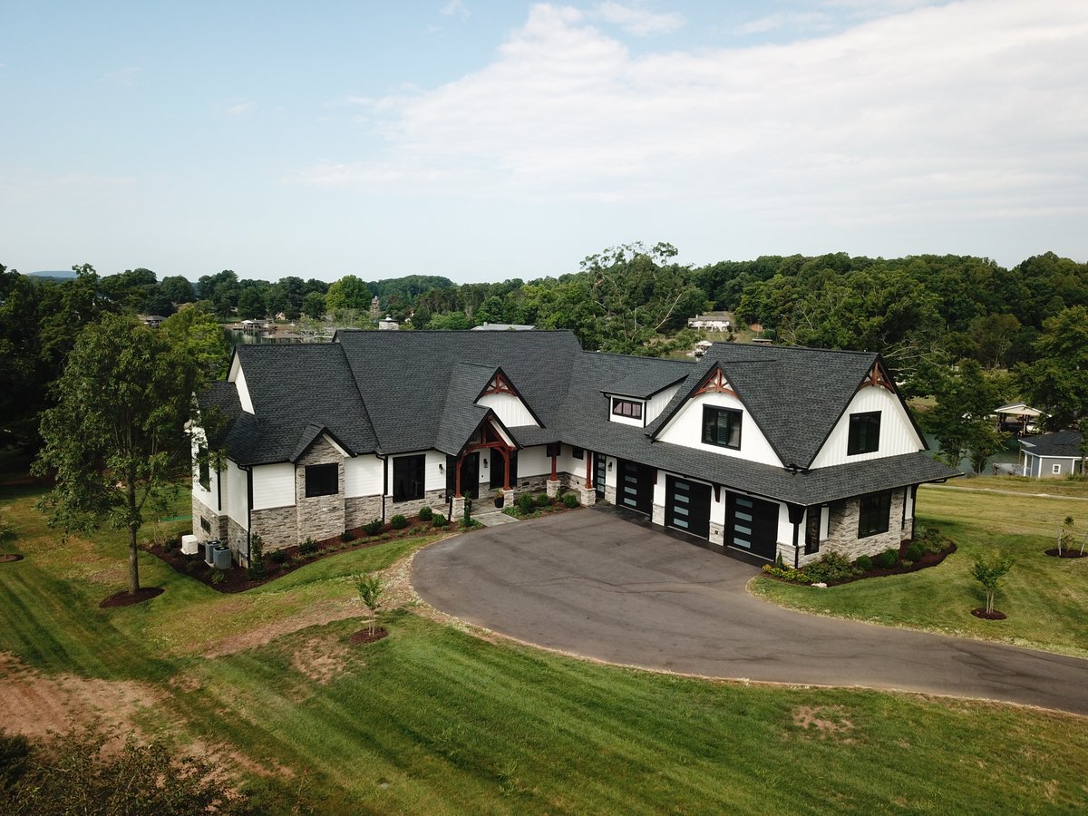 SML Charity Home Tour tweet media