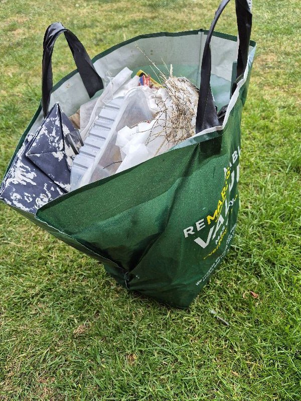 BBullrushes's tweet image. Another bag of #litter collected on our afternoon walk. Football ⚽️, vodka &amp;amp; Taboo bottle! Another dog 💩 &amp;amp; the smallest crutch we have found so far. All tidy again for now 😊 #lovewhereyoulive @LitterReporting @KeepBritainTidy @pawsonplastic #strangestfinds @CornishSpliced