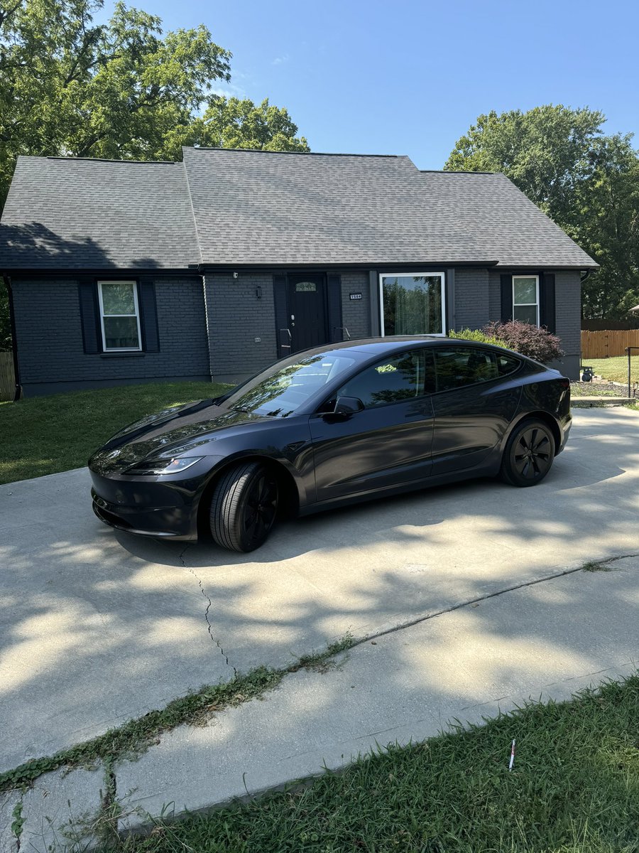 Bigfoltz tweet media