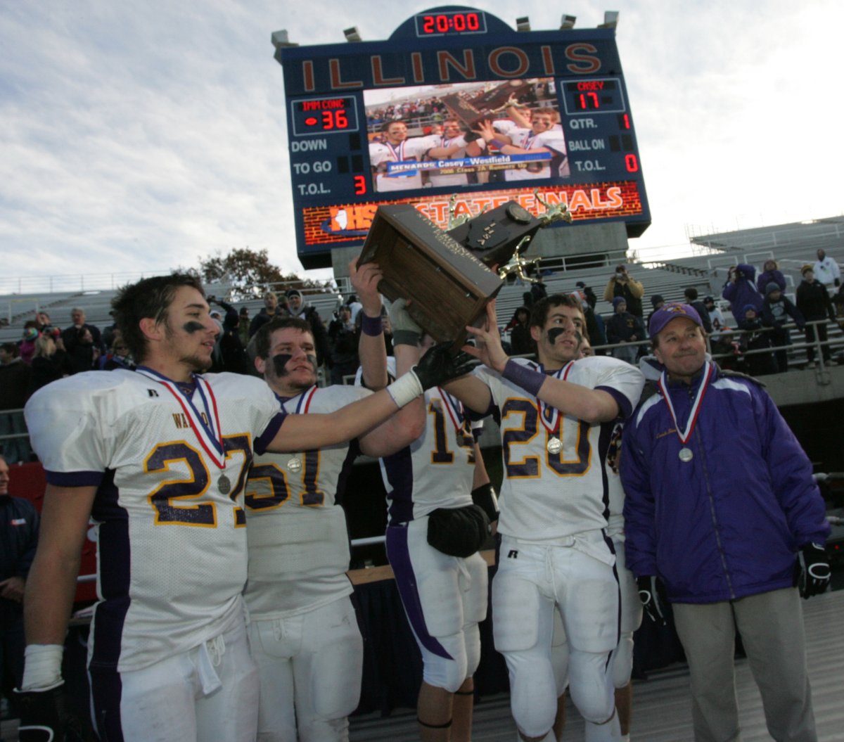 🏈🏈TOP 5⃣0⃣ #IHSA FOOTBALL PROGRAMS 🏈🏈
📅1974 | 2024

⭐️⭐️#⃣4⃣6⃣⭐️⭐️
🟣🟡Casey-Westfield Warriors
📍Casey

🔗More on Top 50 Programs and exclusive shirts▶️ihsa.org/Top50Football