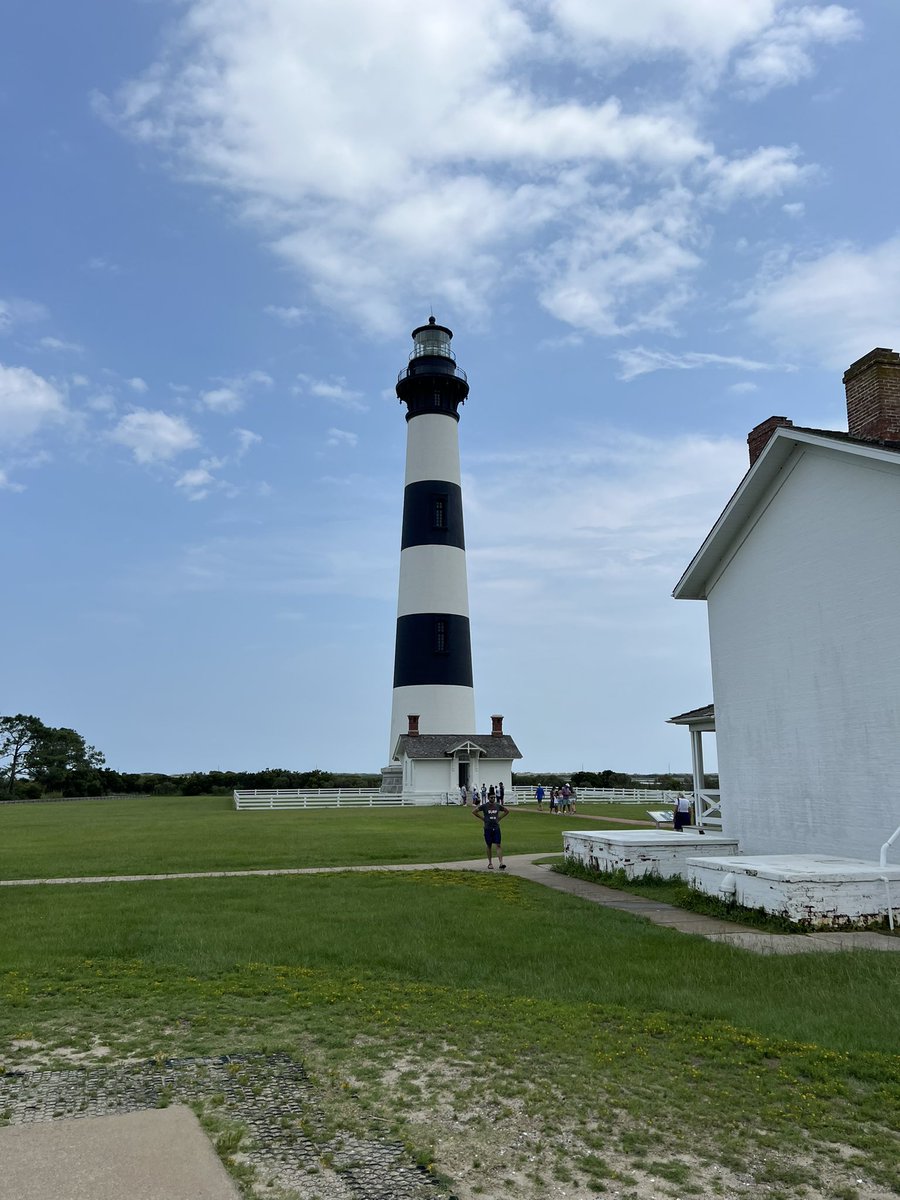 MookGOP's tweet image. My favorite vacation spot. #OBX #BodieIslandLighthouse #Lighthouse #Saltlife #Darkseas