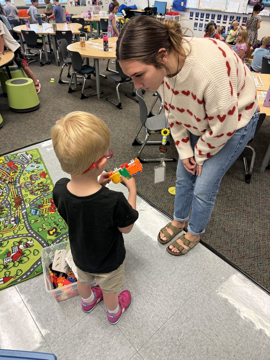 Monica M-Martinez tweet media