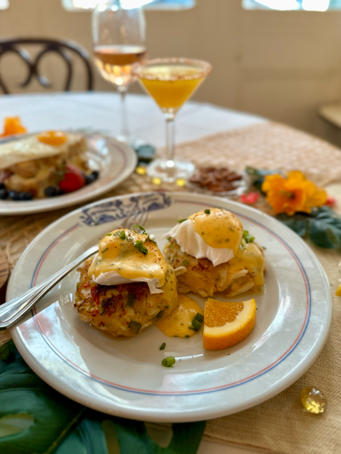 AntoinesNOLA's tweet photo. Celebrate Southern Decadence &amp; Labor Day Weekend with us!!! Sat &amp; Sun we've got a DELICIOUS $42 3-Course #COOLinary Brunch menu, #BottomlessBeverages for $18 and all your classic #Antoines favorites. Walk-ins welcome For reservations call (504) 581-4422 or use @opentable. https://t.co/5i8k3MjFob
