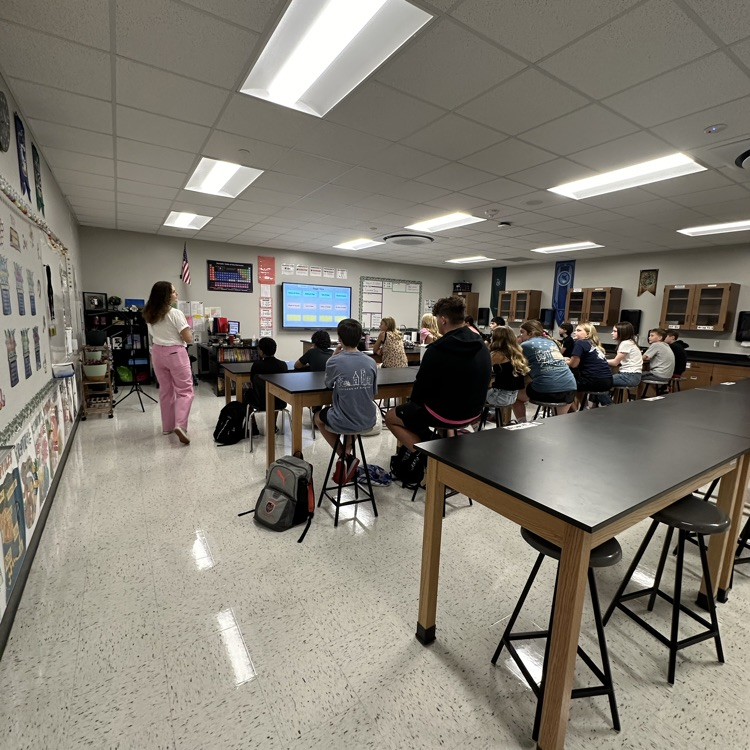 SoBoCoMS's tweet photo. What a great first day back with our Eagles!!  ✏️🦅❤️🖤

#sbmseagles #backtosoboco https://t.co/WMqipZZZf8