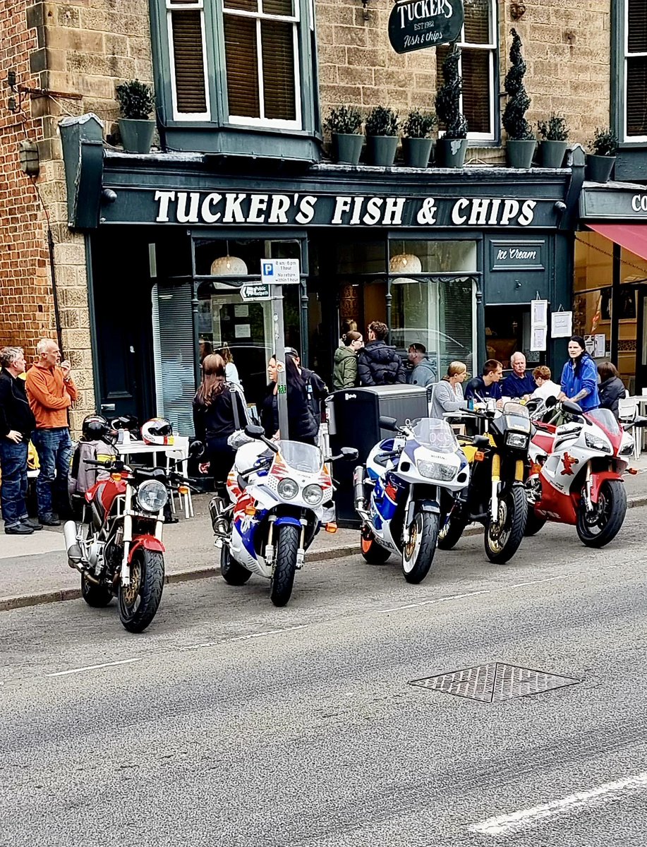 Ace roads, on great bikes, and chips in Matlock Bath. Grand way to spend a Tuesday.