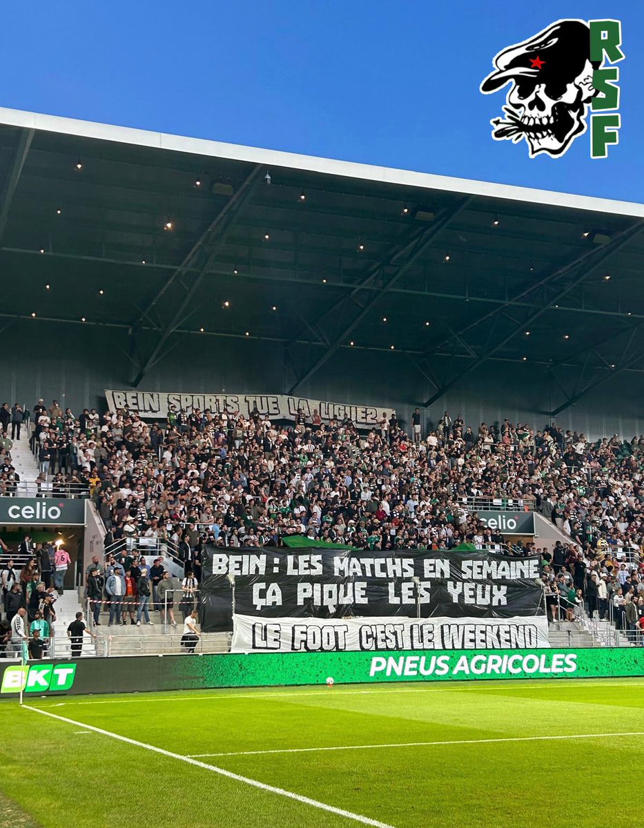 stadebauer's tweet photo. ⛔RED STAR - ACA : LE FOOT C'EST LE WEEK-END ⛔

Grève des encouragements et des animations pour les matchs le week-end et contre la programmation de Bein Sports ! https://t.co/eMHWvtdW41