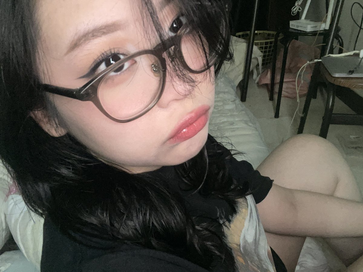 tunamoon_k's tweet photo. Capek ❤️‍🩹

Recommend me medieval-ish characters to cosplay as!! Pls! https://t.co/90lgRRw7Er