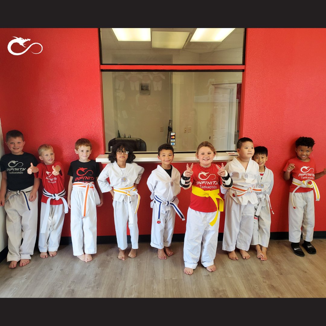infinity_tkd's tweet image. 🎉 Congrats to our Firelings (Ages 3-7) who graduated into our Beginner Taekwondo program! 🥋 They’re excited for the new challenges ahead and ready to continue their journey of growth and development. 💪

#InfinityTaekwondo #BuildingChampions #YouthDevelopment