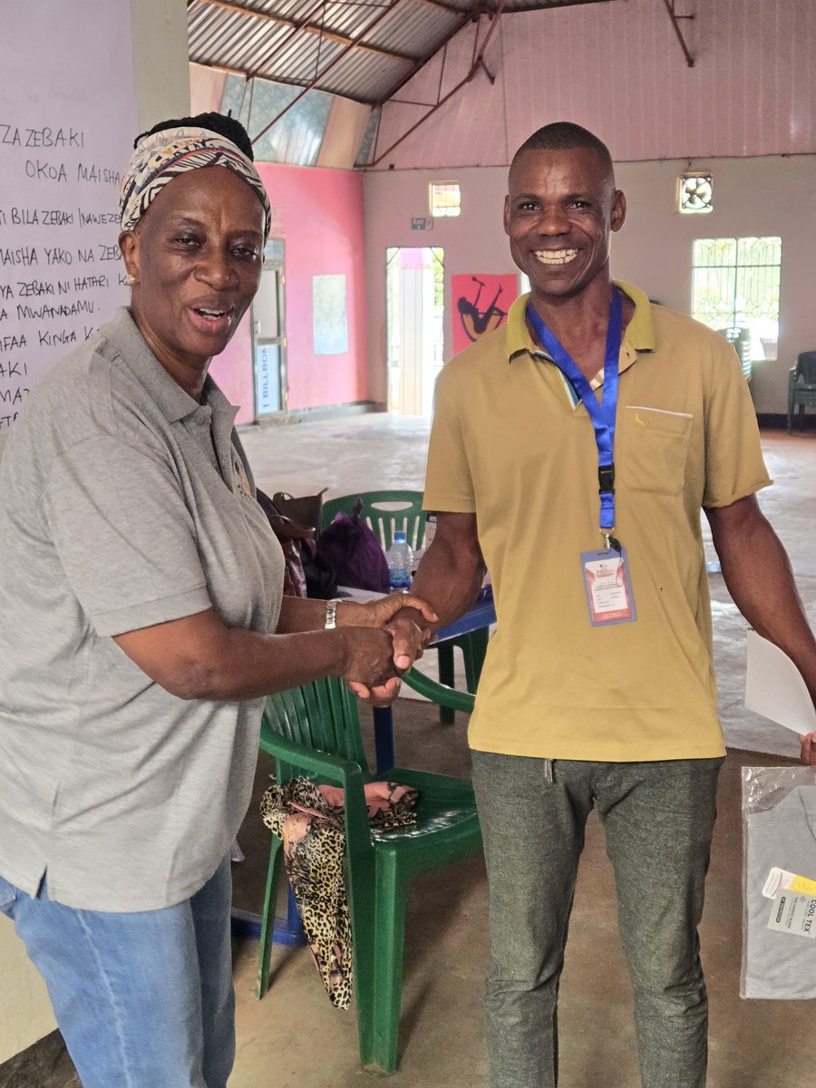 #DidYouKnow: Despite the notable contributions to socio-economic development, ASM is featured with improper usage of mercury and cyanide.

FADev organised a session in Mgusu, to connect Community trainers with  LGA to raise awareness about risks of mercury.