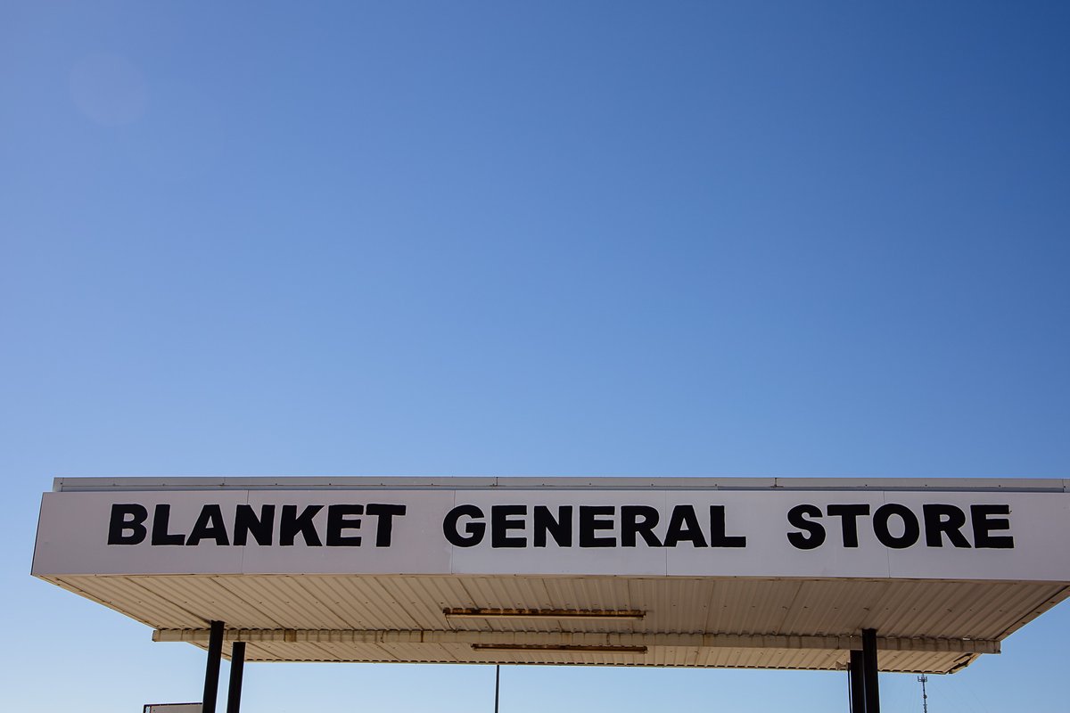 VisitEarlyTexas's tweet image. Bacon, lettuce, and a whole lotta delicious flavors from Blanket General Store!

#food #localsmallbusiness #beyondearly #restaurants #visitearlyvisitoften