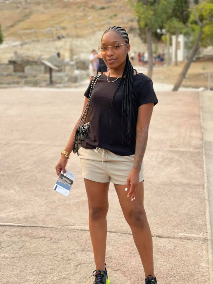 a_freelancers's tweet image. From essays to academic papers, I’ve got you covered! Expert freelance writing services for every need. #EssayExpertOnCall #AceYourAssignments #AcademicExcellence. DM for a quote!&quot;