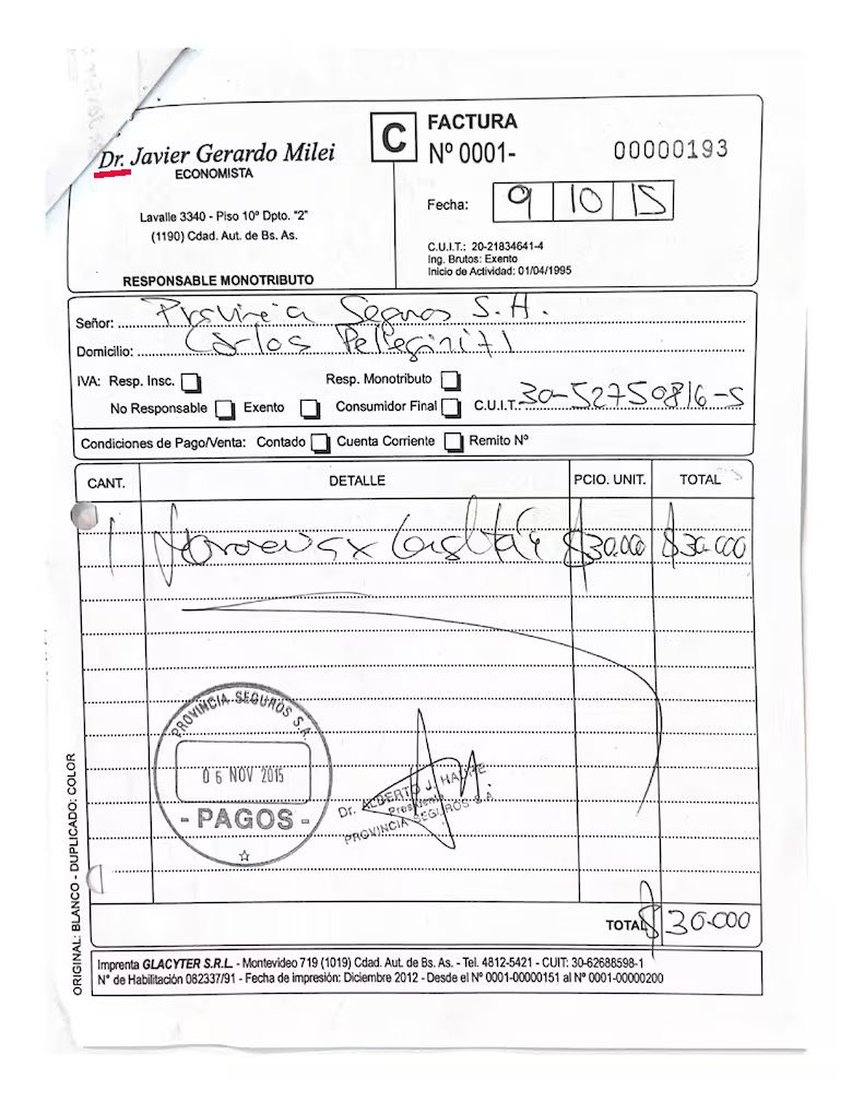 CarlosMaslaton's tweet photo. No veo grave que Javier Milei le haya vendido servicios al estado provincial kirchnerista en la década pasada, ni que la prestación fuera parte de una transa política con Scioli. Pero sí es inaceptable que Milei haya ensuciado y difamado miles de personas por hacer lo mismo que él, y que se haya presentado en campaña como sujeto que no toca fondos públicos cuando sí lo ha venido haciendo para sí mismo. Mi imputación no es legal, es moral.