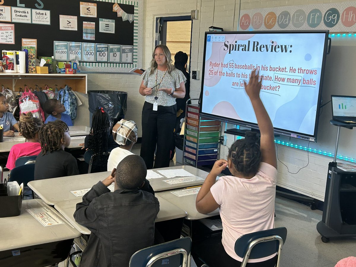 Seabrookroyal2's tweet image. #SOARINGEAGLES #LearningWalk @AnneStreetES @Griffin_RESA @GriffinSpalding @JanOwens89 @tanzy_kilcrease @DrTaylortiffnT @_TanyaPotter @GSCSMATH