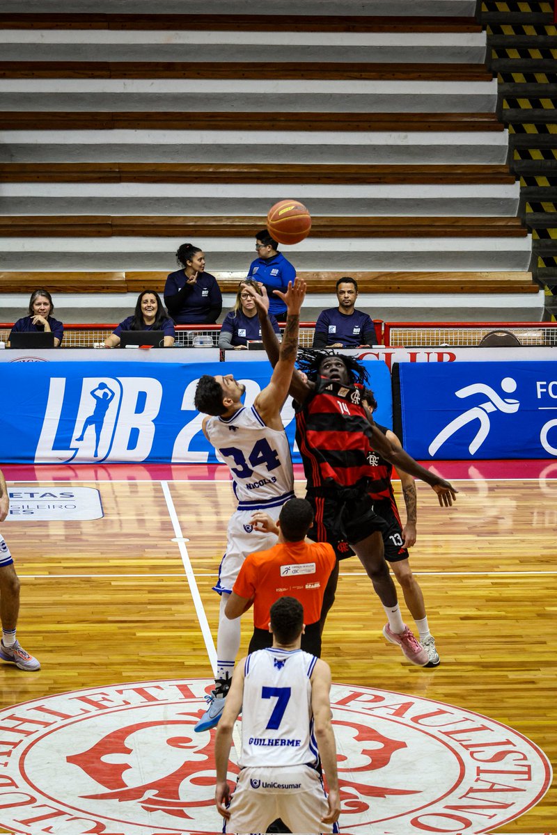 crzbasquete's tweet image. O Cabuloso em busca da vitória! 🦊😤

🔥 Estamos em quadra e vamos com tudo em busca da vitória na 2ª partida da Série Ouro!

#cruzeiro #basketball #ldb