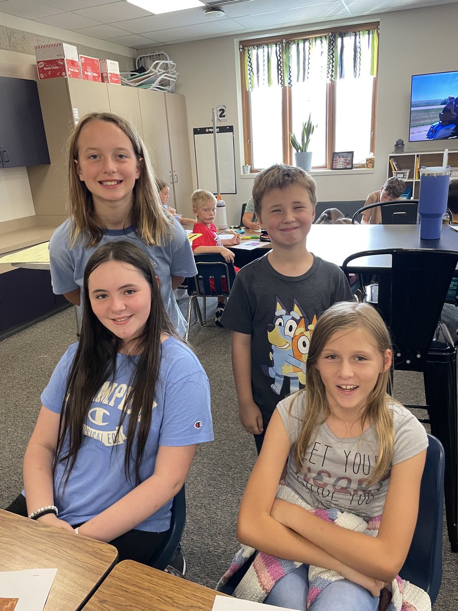 #RaiderStrong students, hard work, and smiles all day long on our first day back to school ⁦<a href="/PCSD_GB/">Glenbrook Elementary</a>⁩! 👍🏻